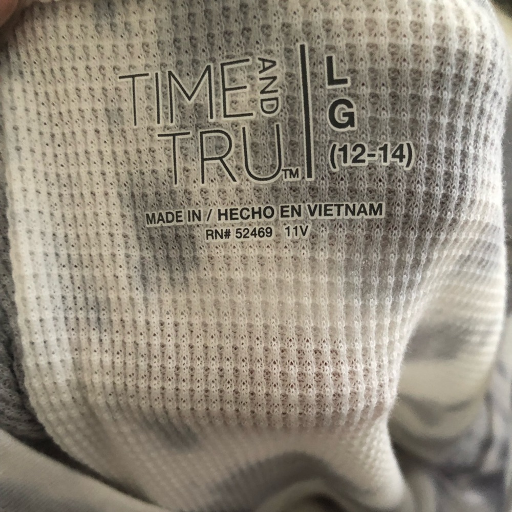 NWT Time and Tru Gray Tie Dye Thermal Long Sleeve Tee | Cozy Waffle Knit - Picture 4 of 11
